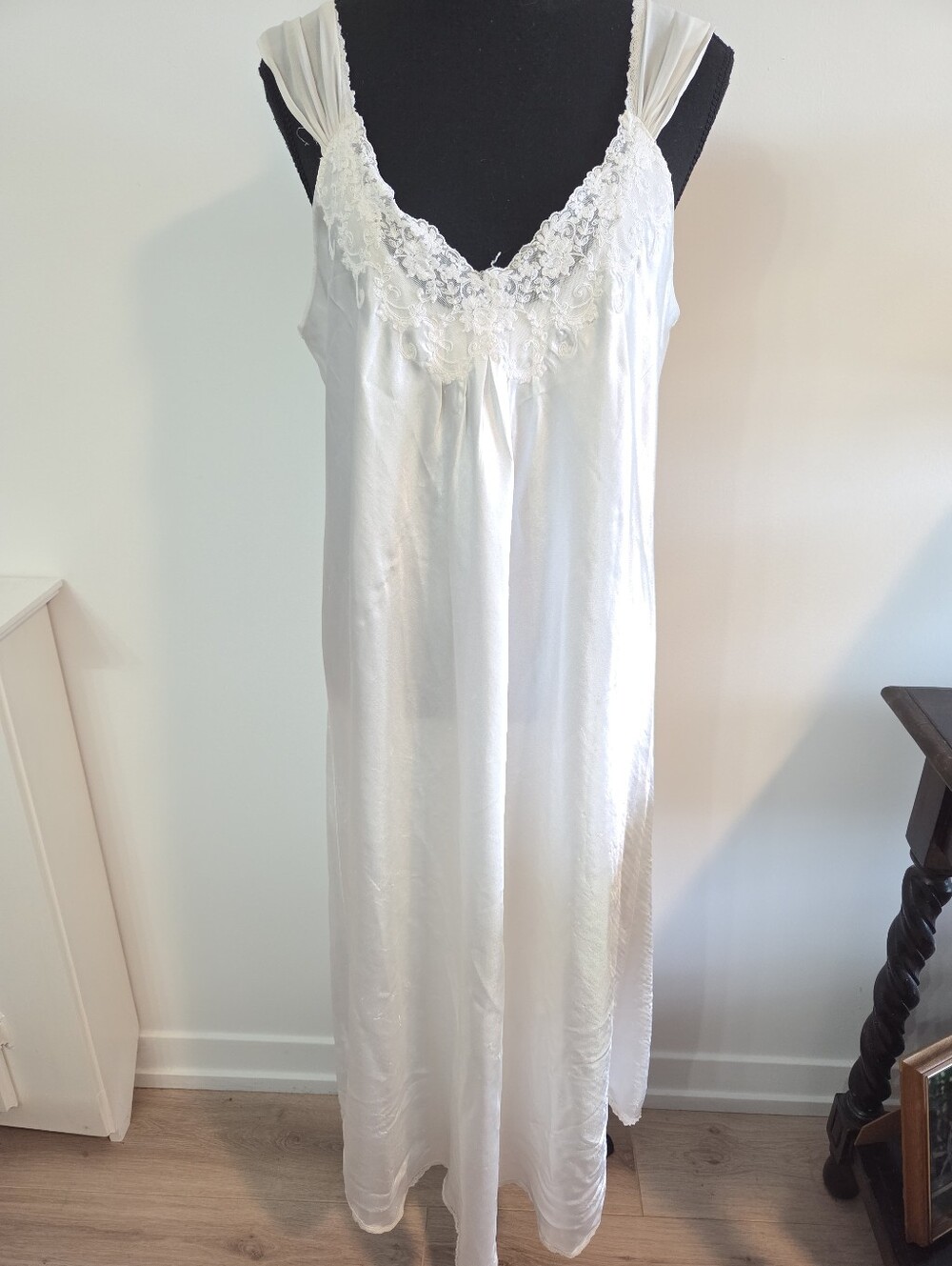 Oscar de la Renta Pink Label Vintage satin Nightgown Sz L
